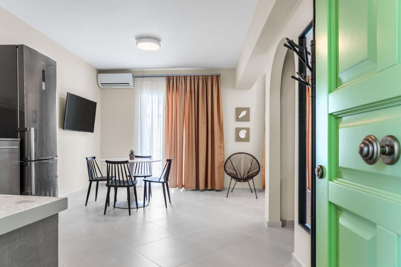 Corali Suites Andros Mpatsi Buitenkant foto